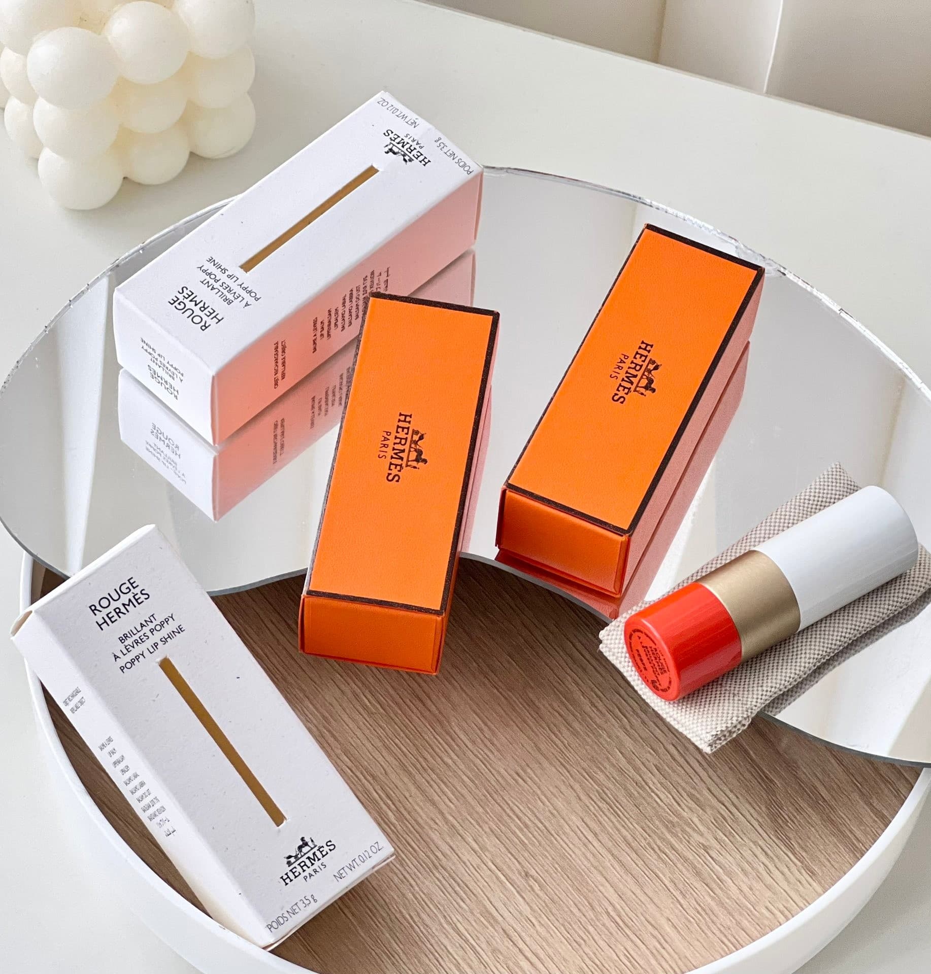 s Starry Night Lip Balm, boutique quality, can be accompanied by Chinese label