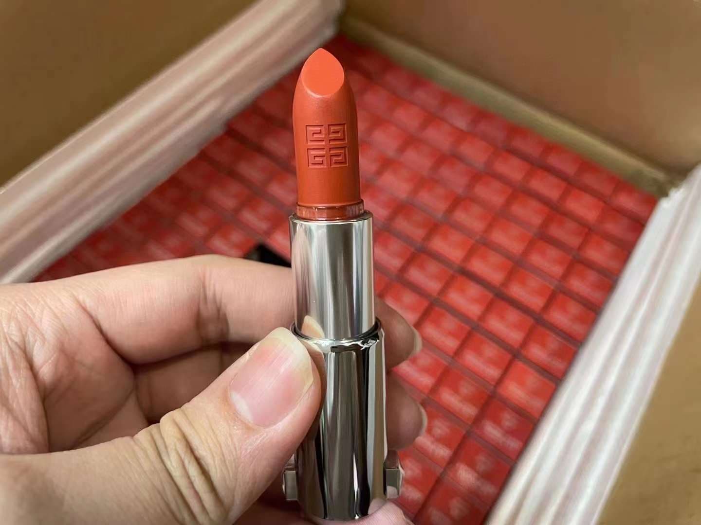 Givenchy N37-36-35-27 red velvet, Mingtong version, Weijian version, deep warehouse stock, boutique quality, private mold, all exactly the same