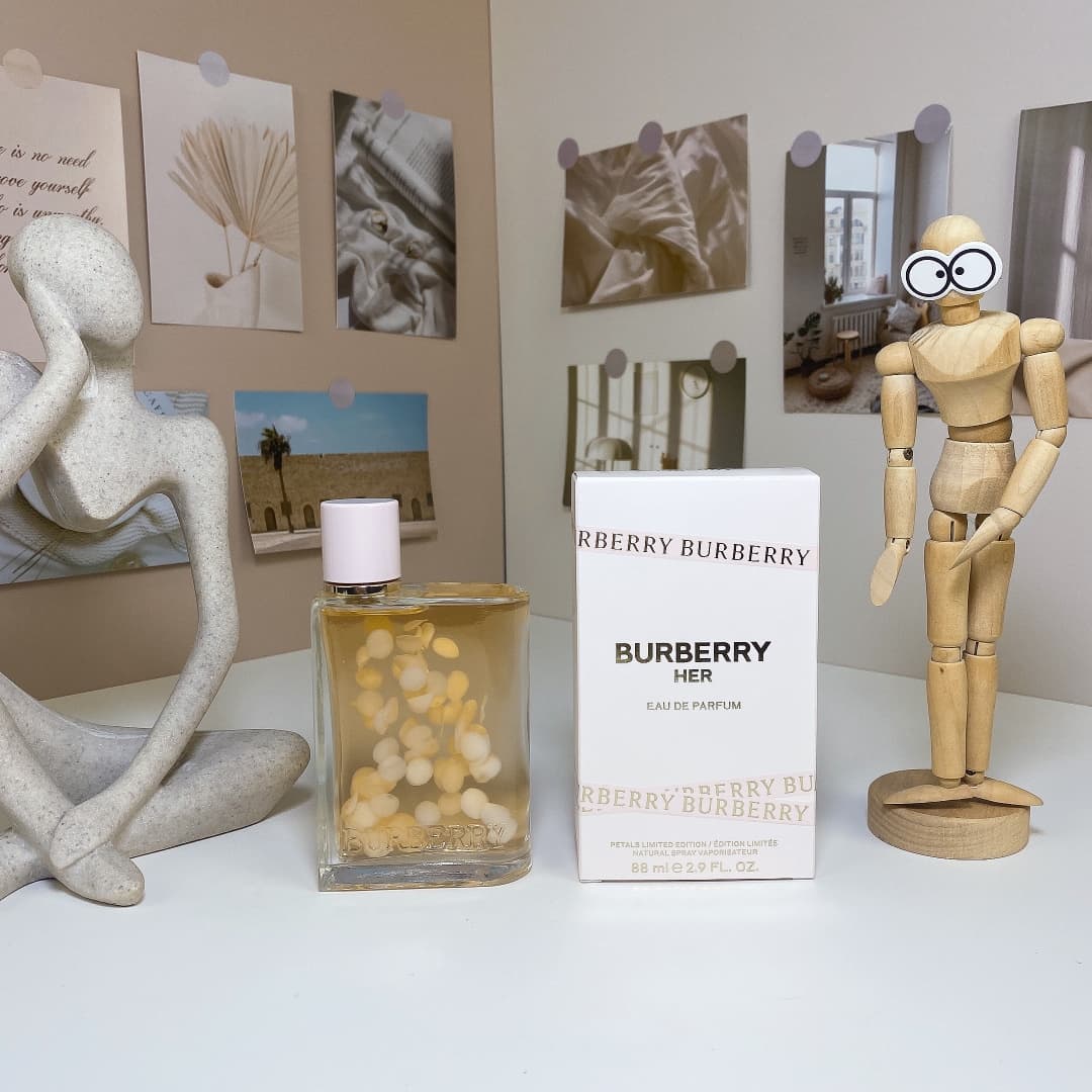 100ml
Burberry Her Petals, 2023