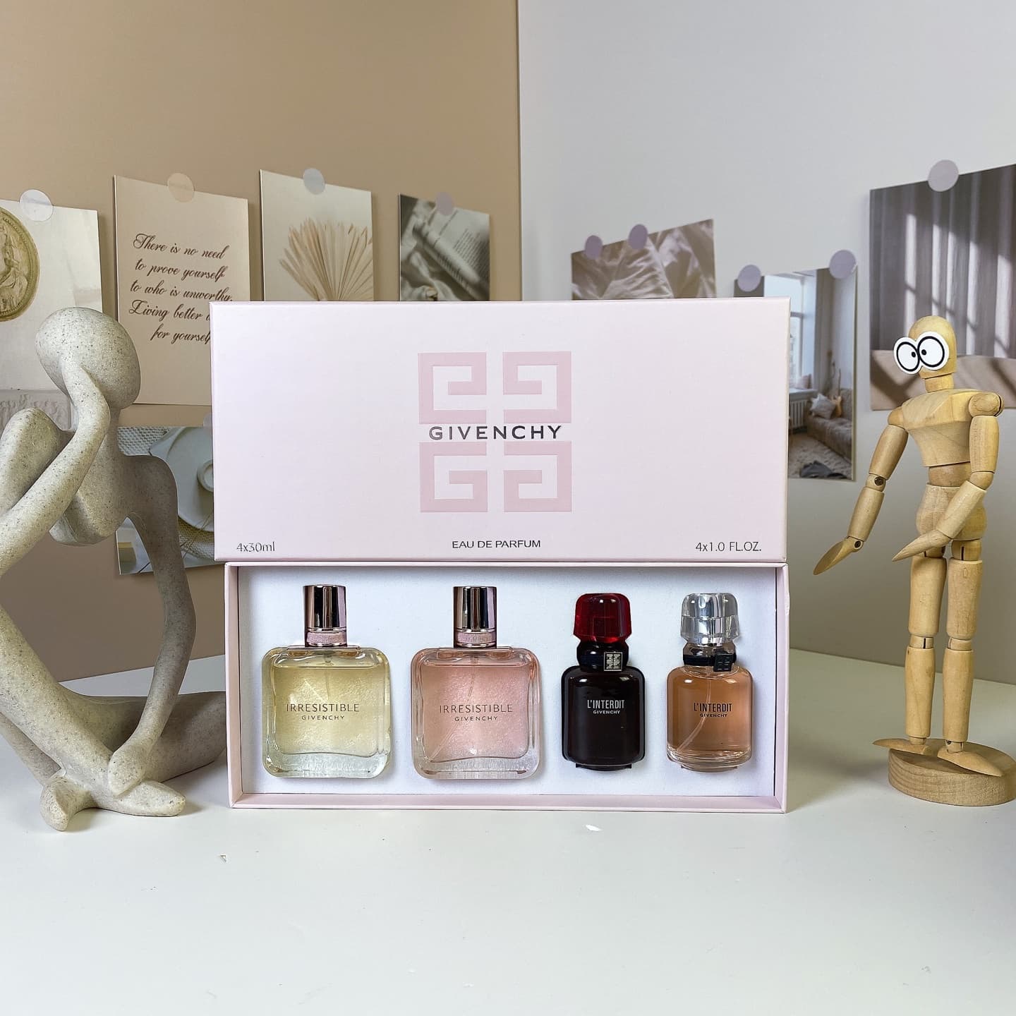 Givenchy Le Rouge Interdit sample set (30ml x 4 pieces, with spray nozzle), containing: Eau de Parfum, Eau de Toilette, Eau de Parfum, and Eau de Toilette